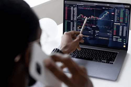 Givirtrinxes Gemeinschaft und Unterstützung